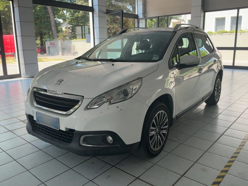 Peugeot 2008 1.6 e-HDi — 1/8