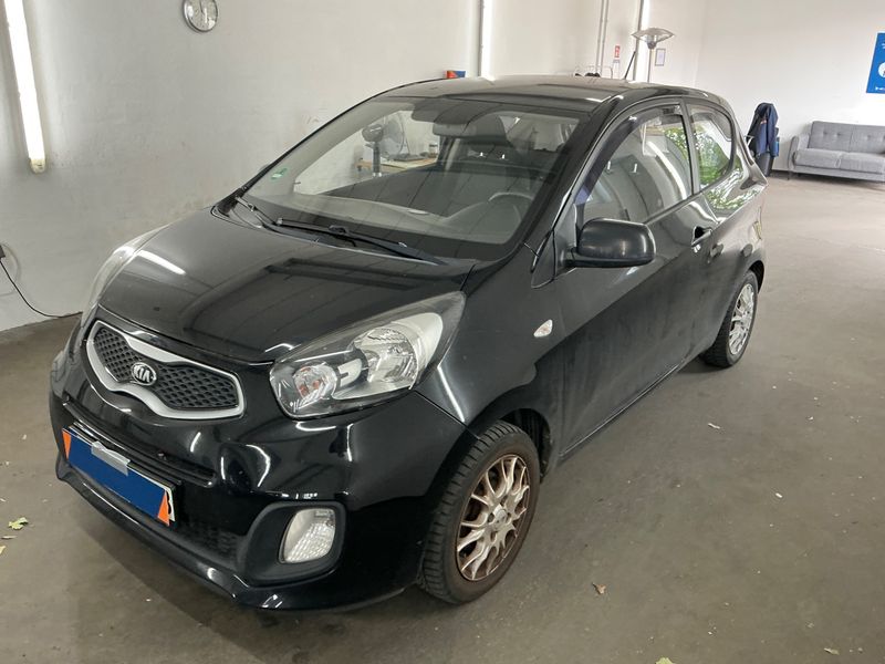 Kia Picanto 1.0 — 1/8