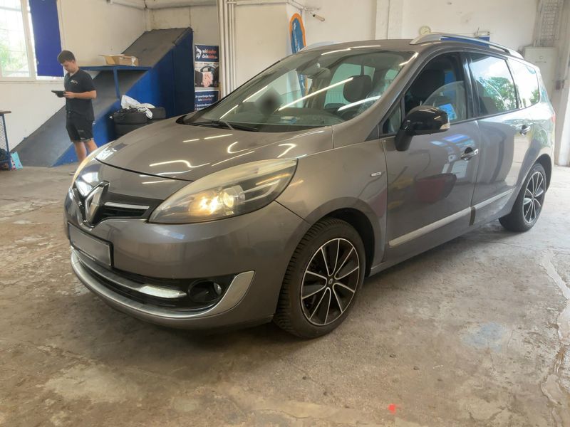 Renault Grand Scenic 1.2 TCe Energy — 1/8