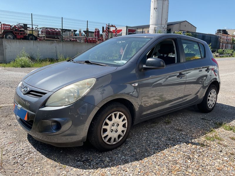 Hyundai i20 1.2 — 1/8