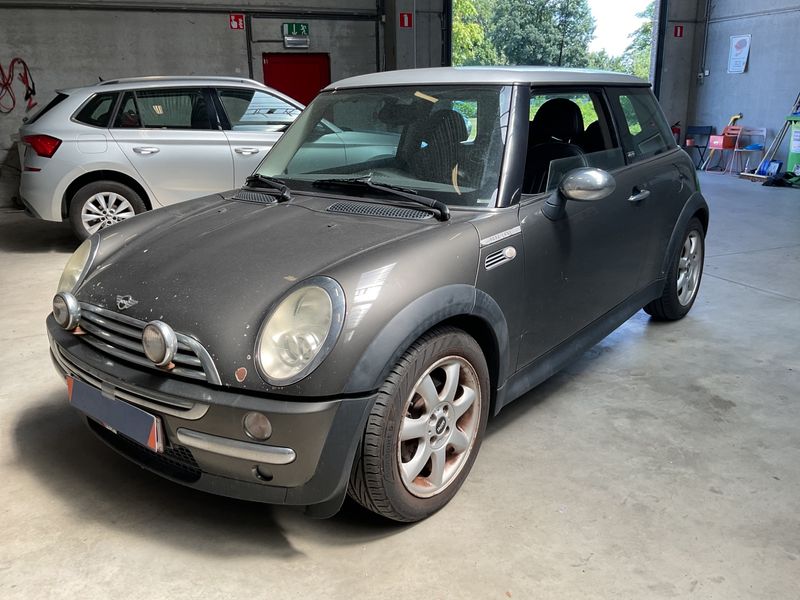 MINI MINI One D — 1/8