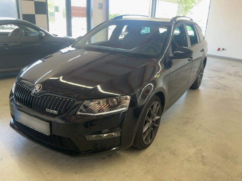Skoda Octavia 2.0 TDI — 1/8