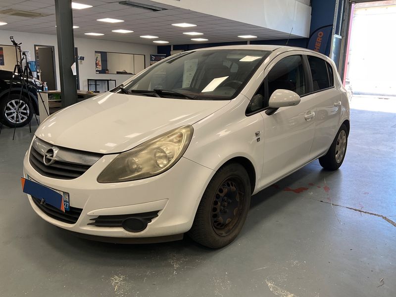 Opel Corsa 1.3 CDTI — 1/8