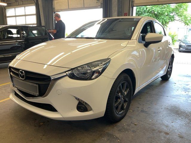 Mazda 2 1.5 — 1/8
