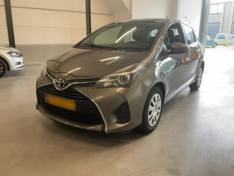 Toyota Yaris 1.33 Dual VVT-i — фото 1