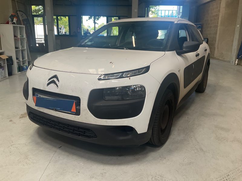 Citroen C4 Cactus 1.2 VTi — 1/8