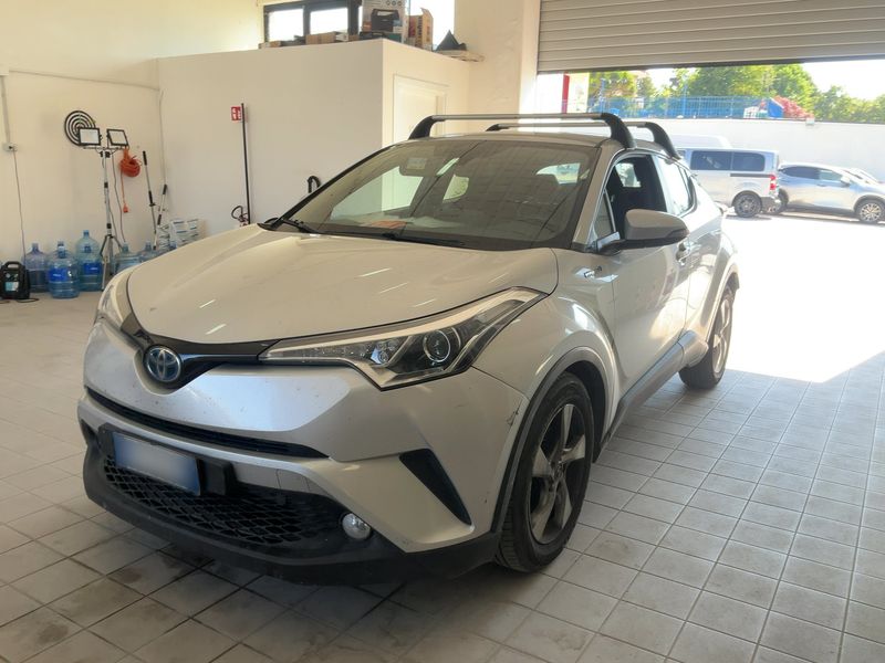 Toyota C-HR 1.8 Hybrid — фото 1