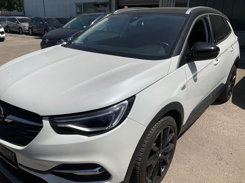 Opel Grandland X 1.6 Turbo — 1/8