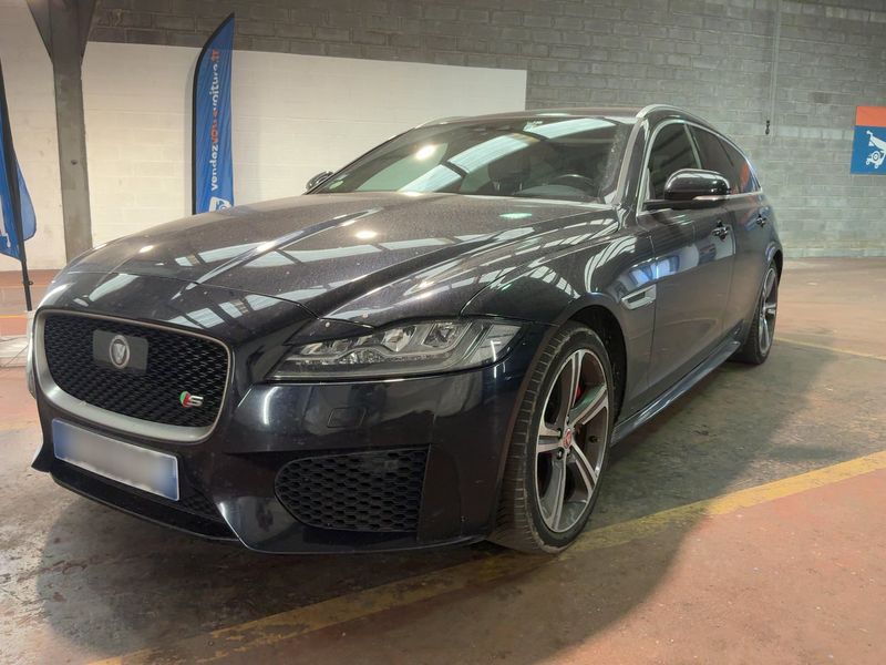 Jaguar XF 30d — 1/8