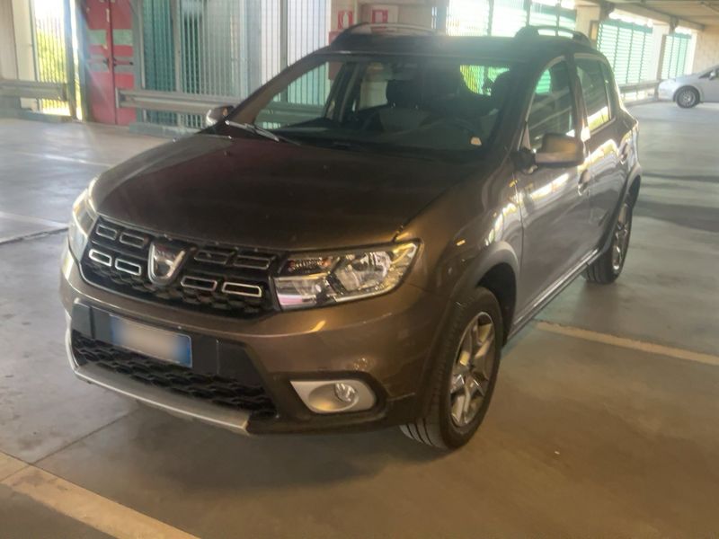 Dacia Sandero 0.9 TCe LPG — 1/8