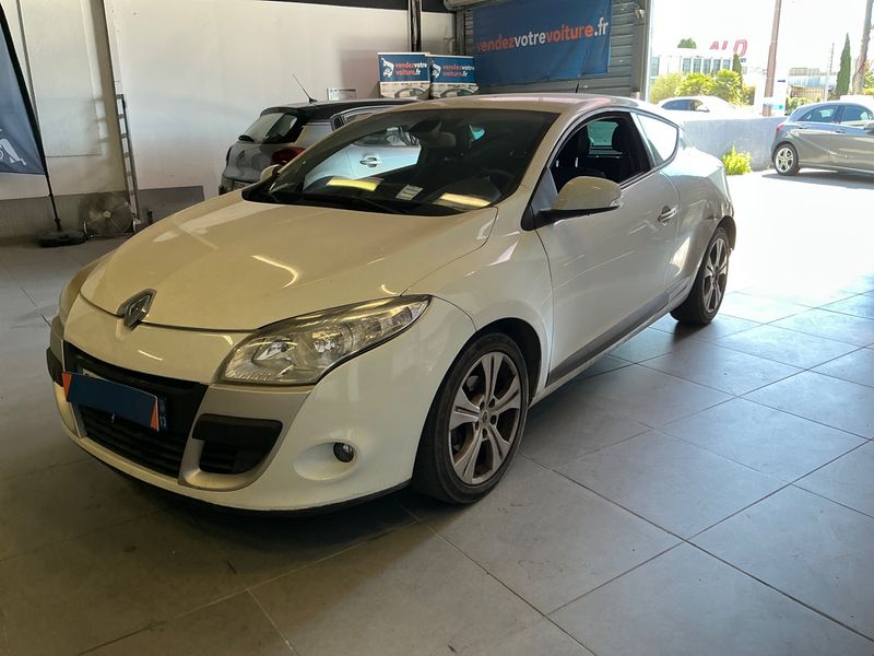 Renault Megane 1.9 dCi — фото 1