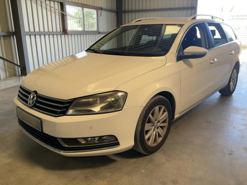 Volkswagen Passat 1.6 TDI — 1/8