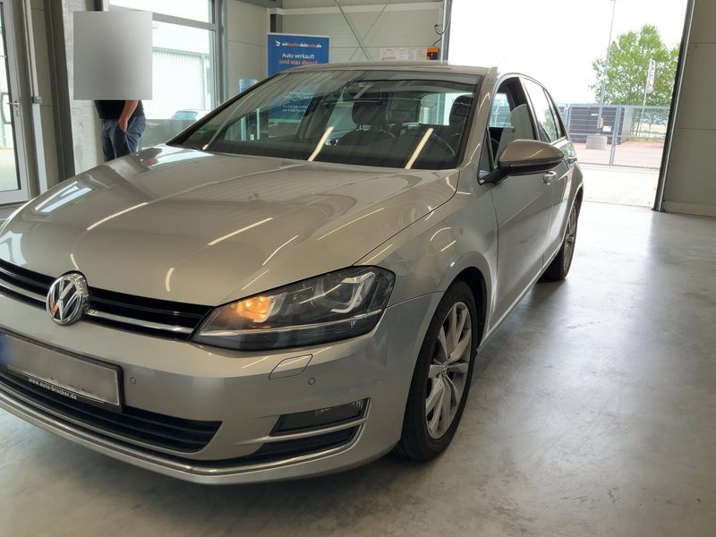 Volkswagen Golf VII 1.4 TSI — фото 1