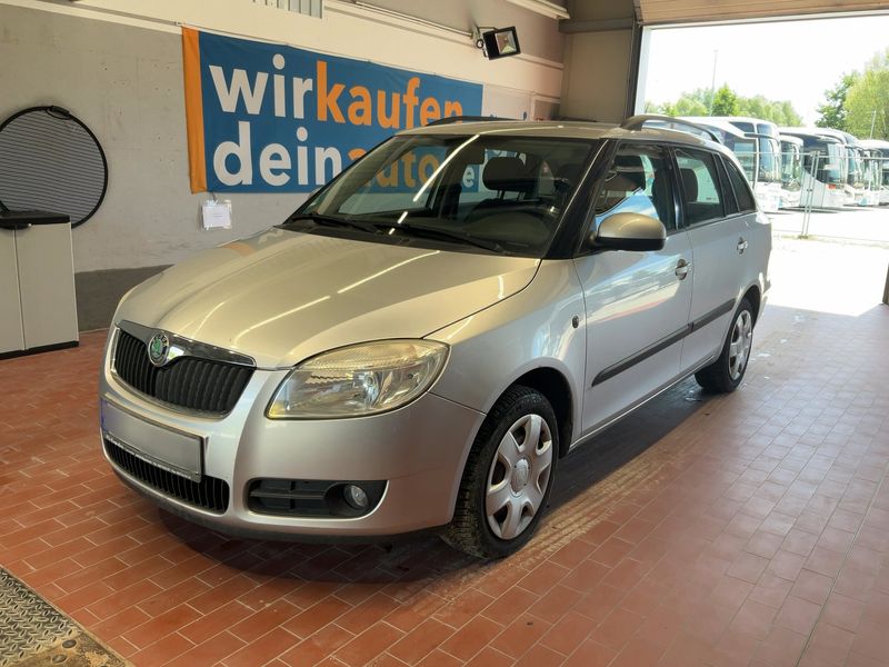 Skoda Fabia 1.4 — 1/8