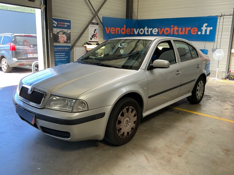 Skoda Octavia 1.9 TDI — 1/8