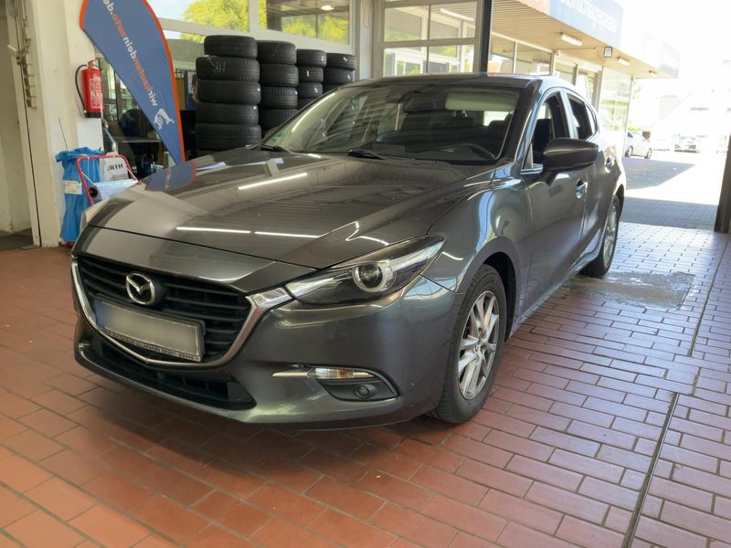 Mazda 3 2.0 — 1/8