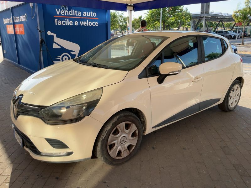 Renault Clio 0.9 TCe Energy Benzin / LPG — 1/8