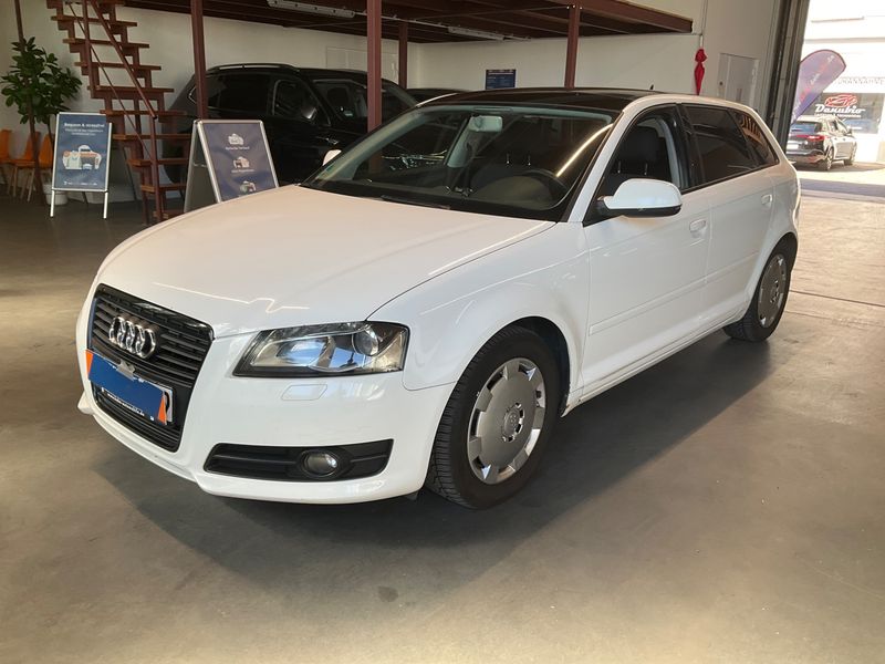 Audi A3 Sportback 2.0 TDI — 1/8
