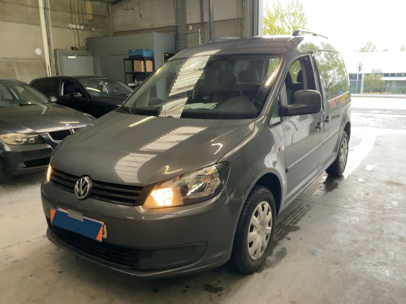 Volkswagen Caddy 1.6 TDI — фото 1