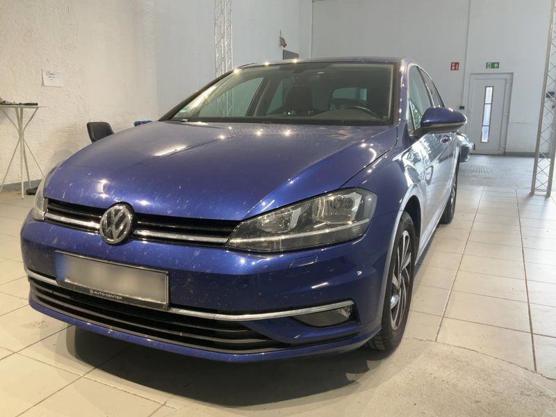 Volkswagen Golf VII 1.0 TSI — 1/8