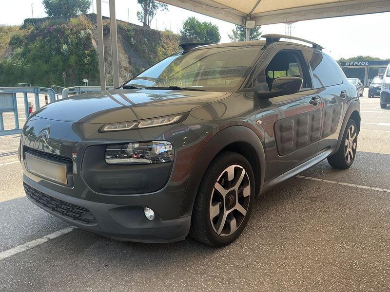 Citroen C4 Cactus 1.2 VTi — 1/8