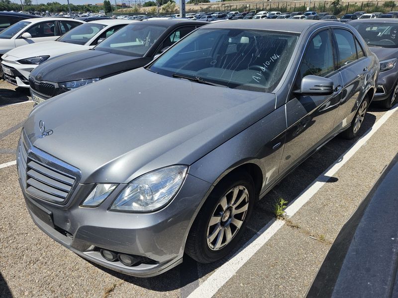 Mercedes-Benz E-Klasse E 200 CDI — 1/8