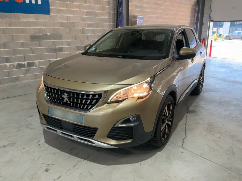 Peugeot 3008 1.2 PureTech — 1/8