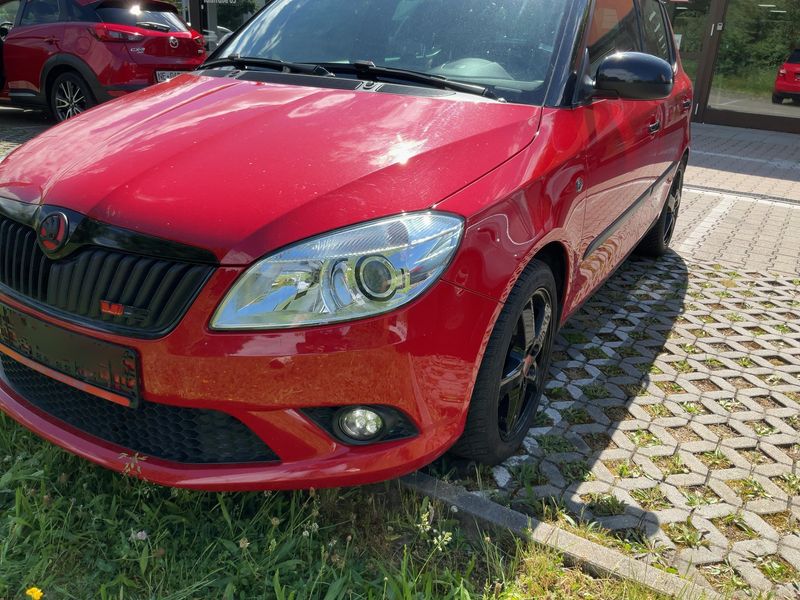 Skoda Fabia 1.4 TSI — 1/8