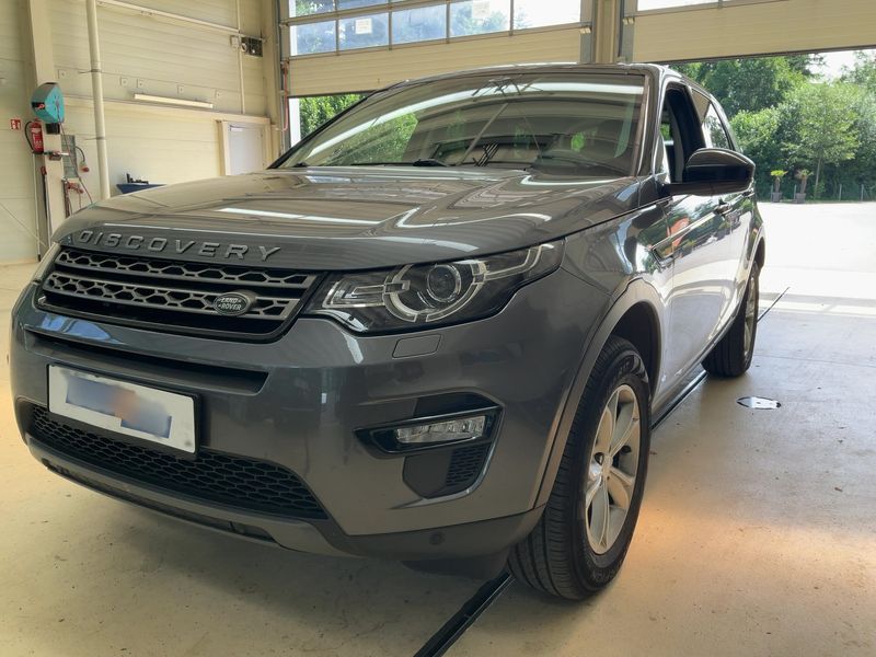 Land Rover Discovery Sport 2.0 Td4 — 1/8