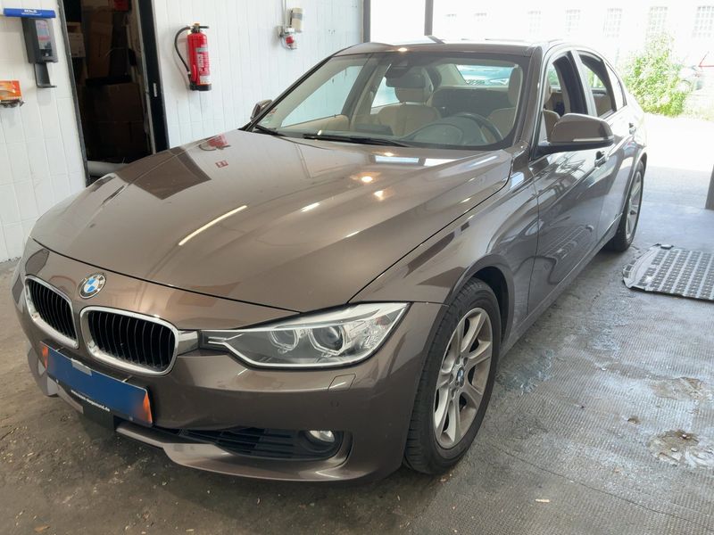 BMW 3er 330d — фото 1