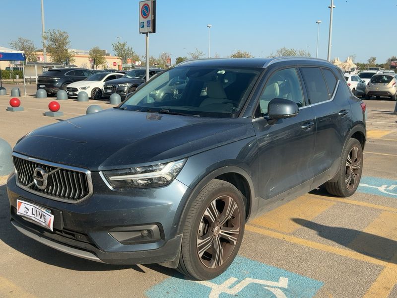 Volvo XC40 2.0 D3 — 1/8