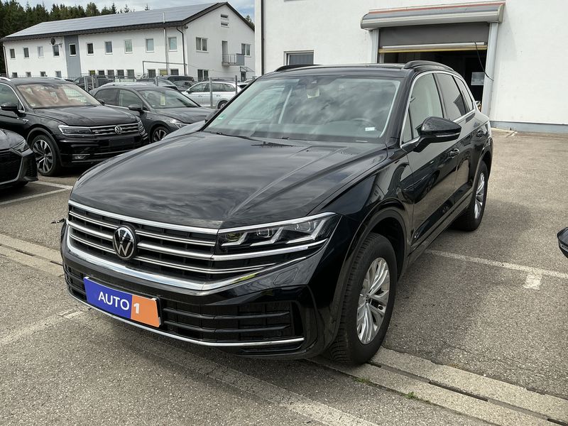 Volkswagen Touareg 3.0 V6 TDI — фото 1
