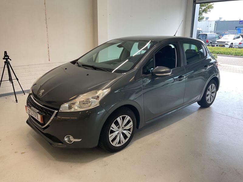 Peugeot 208 1.2 e-VTi — 1/8