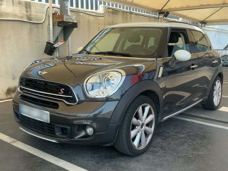 MINI Countryman Cooper SD — 1/8