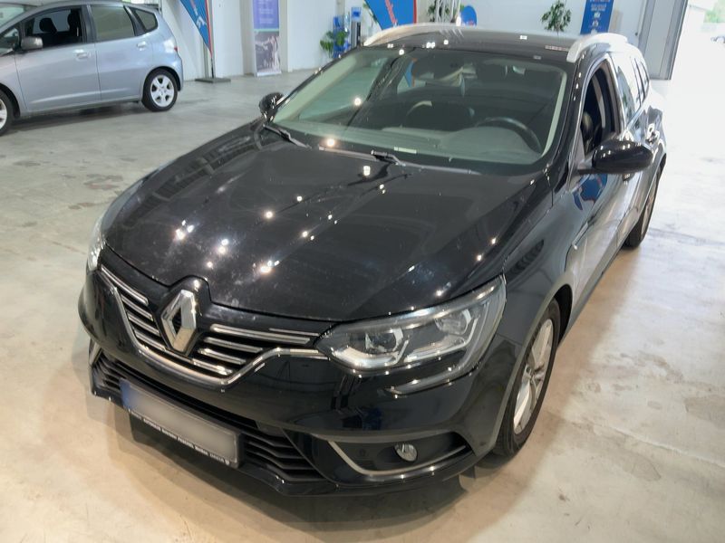 Renault Megane 1.2 TCe Energy — 1/8