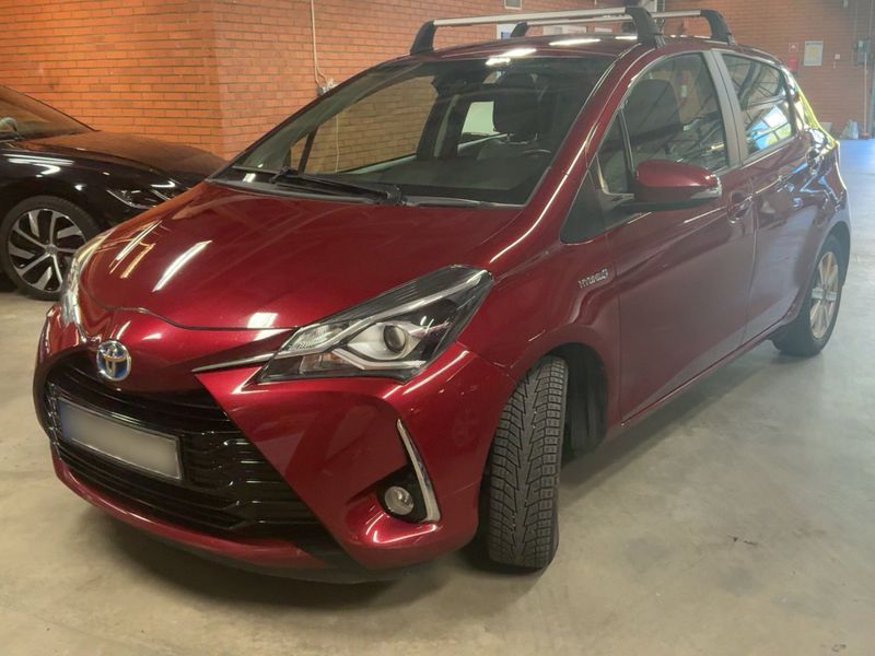 Toyota Yaris 1.5 Hybrid — 1/8