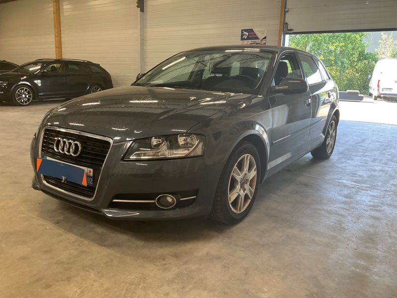 Audi A3 Sportback 1.6 TDI — фото 1