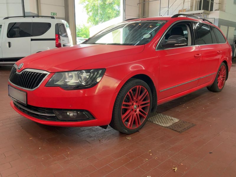 Skoda Superb 3.6 V6 FSI — фото 1