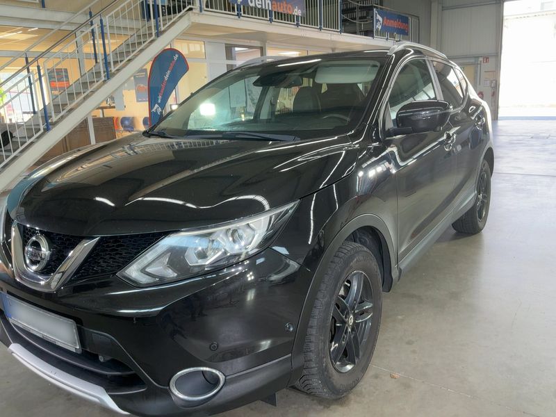 Nissan Qashqai 1.6 dCi — 1/8