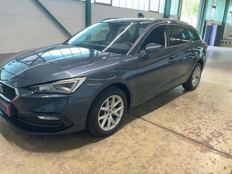 Seat Leon 2.0 TDI — 1/8