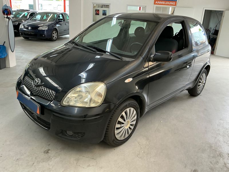 Toyota Yaris 1.0 VVT-i — фото 1
