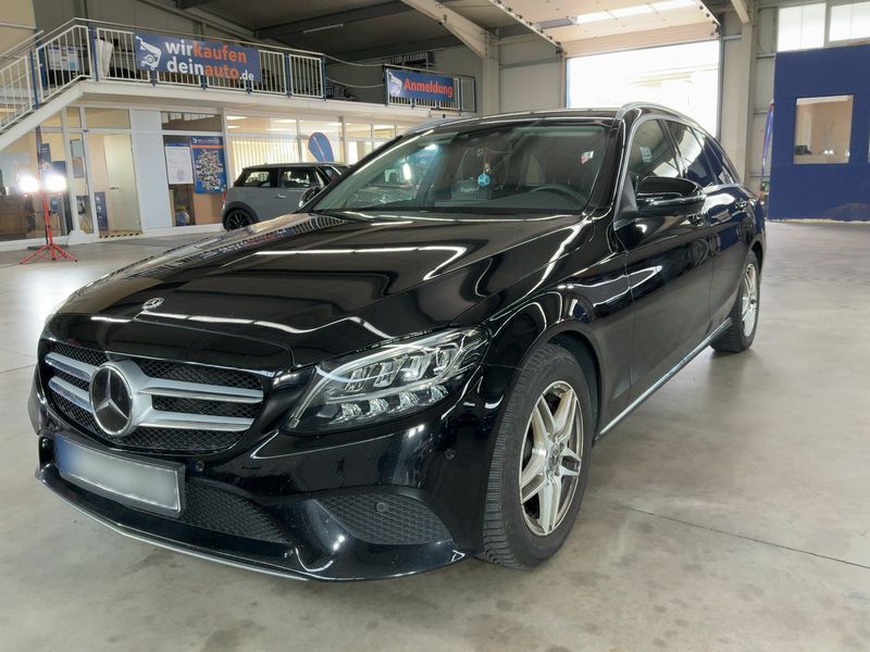 Mercedes-Benz C-Klasse C 220 d — 1/8