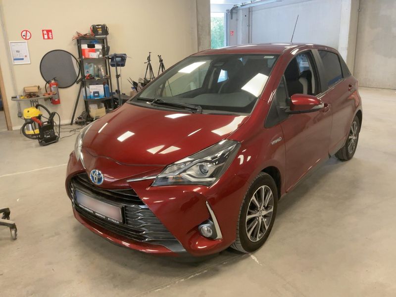 Toyota Yaris 1.5 Hybrid — 1/8
