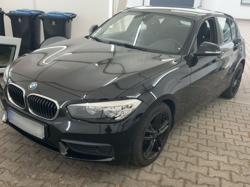 BMW 1er 118i — 1/8