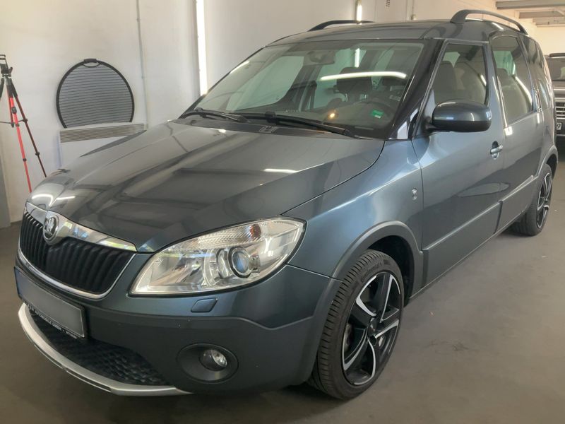 Skoda Roomster 1.2 TSI — 1/8