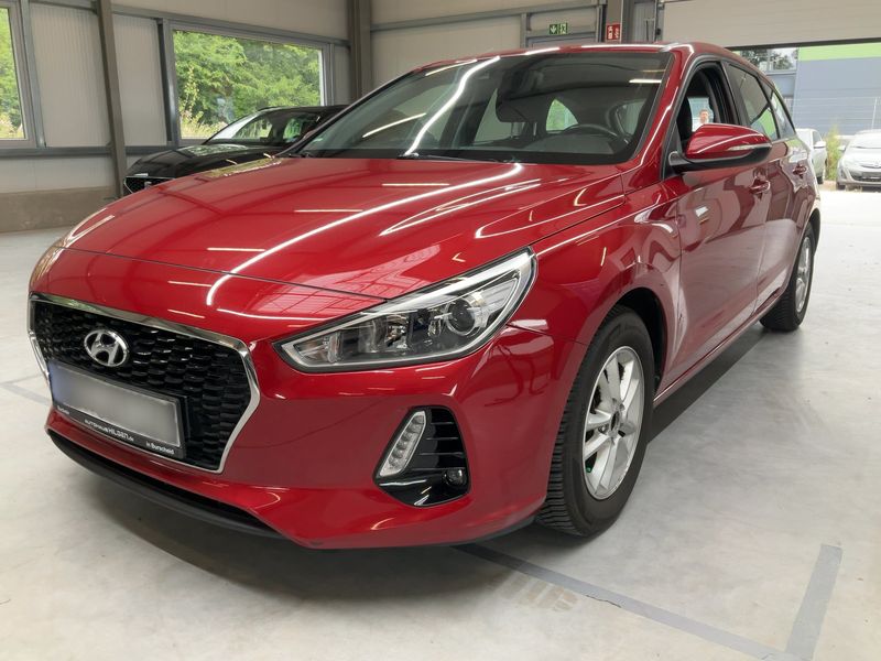 Hyundai i30 1.0 TGDI — 1/8