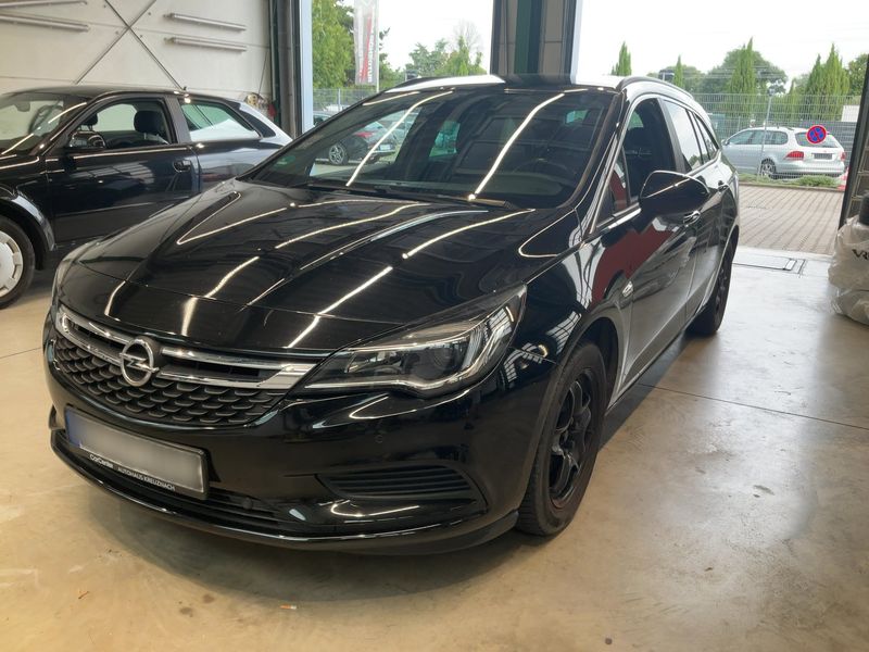 Opel Astra 1.4 SIDI Turbo — 1/8