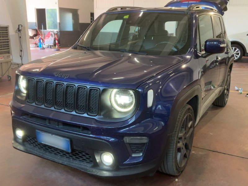 Jeep Renegade 1.3 TGDi — 1/8