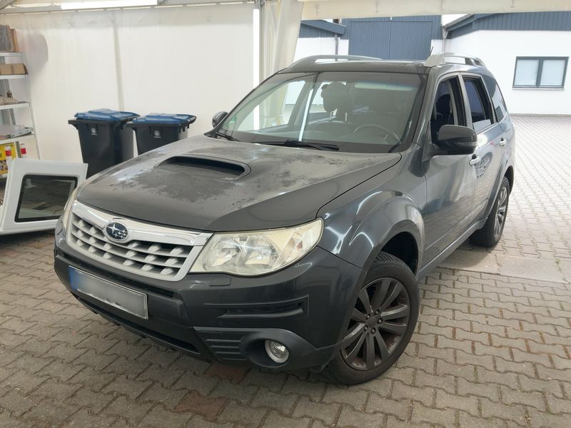 Subaru Forester 2.0 Diesel — фото 1