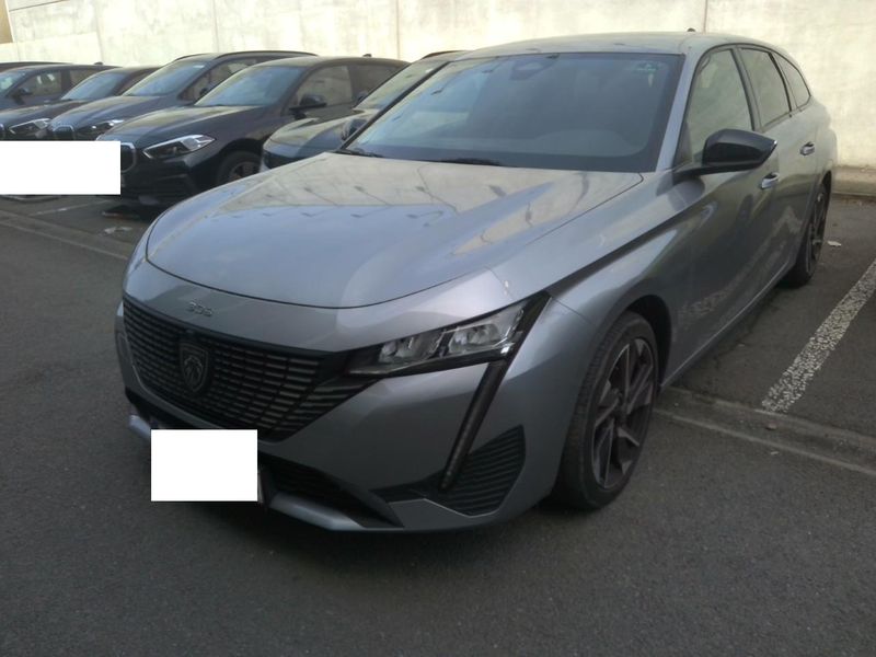 Peugeot 308 1.2 PureTech — 1/8